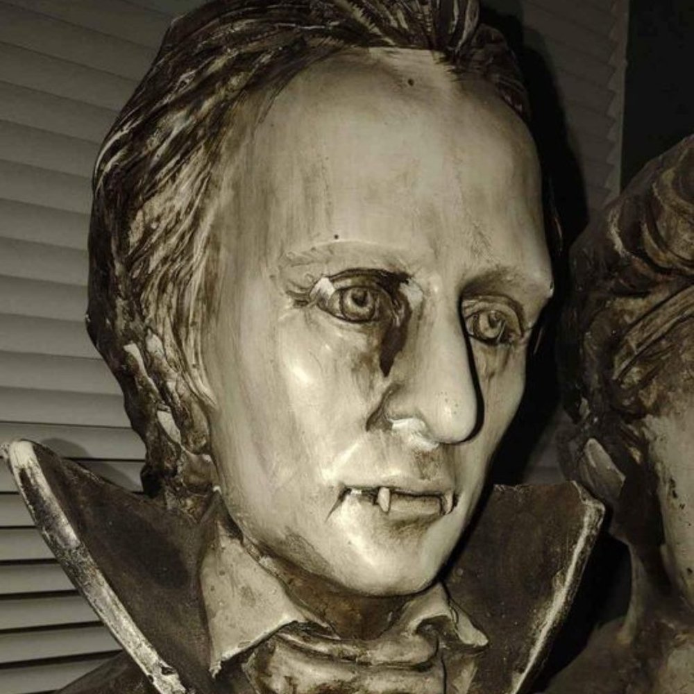 Dracula Statue